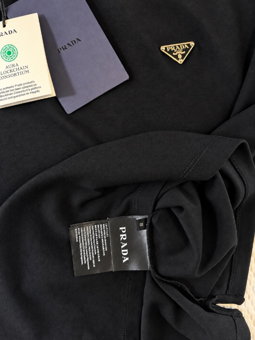 PRADA MEN'S BLACK COTTON T-SHIRT SIZE SMALL BOXY FIT TRIANGLE LOGO EXCELLENT NWT - Picture 2 of 10